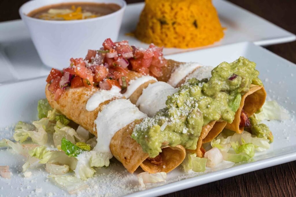 Flautas de pollo